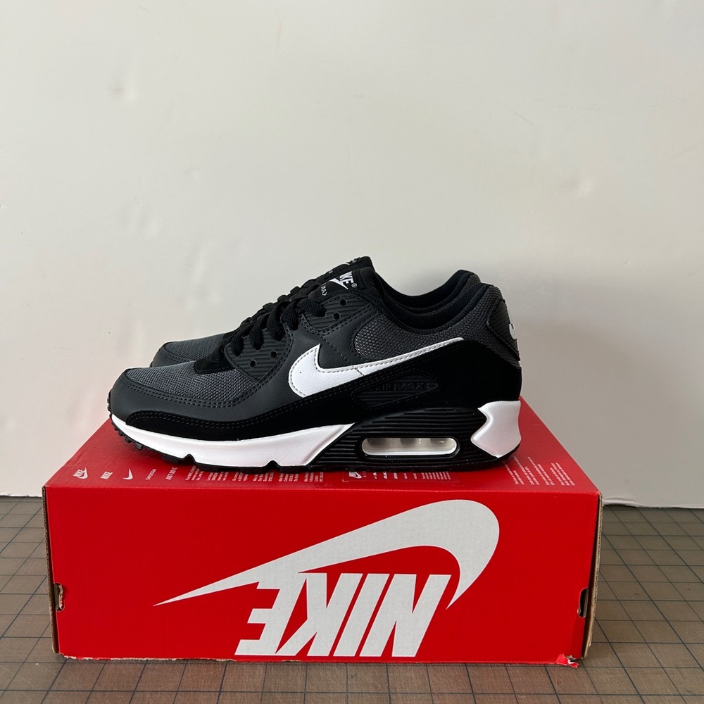 Nike Air Max 90 ‘Iron Grey’